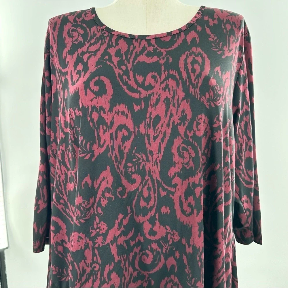 Faded Glory top size 3X 22-24W purple black Paisley asymmetrical hem career